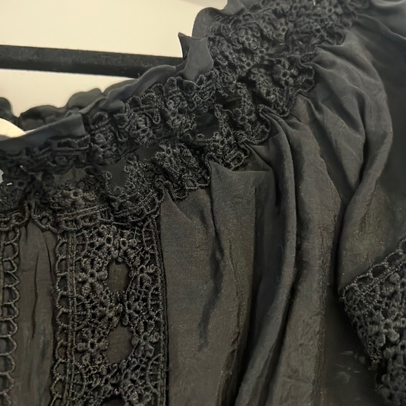 Elan off the shoulder crop top - Picture 3 of 5